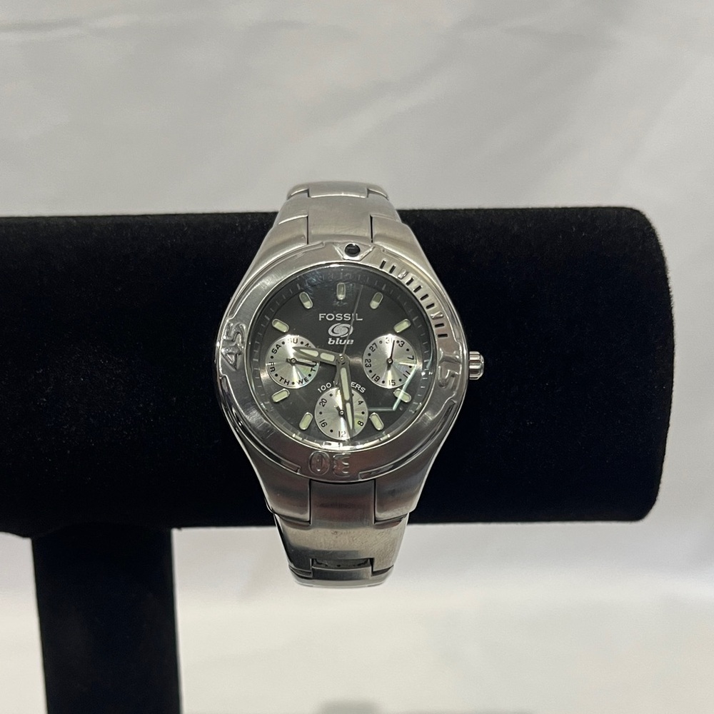 Fossil Black and Silver Chronograph Watch